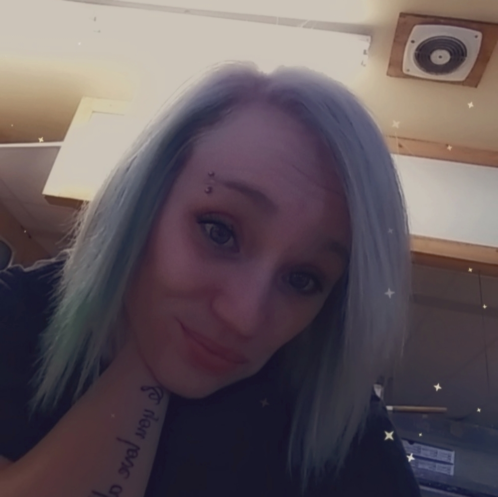 Meet your Posher, Britneyy